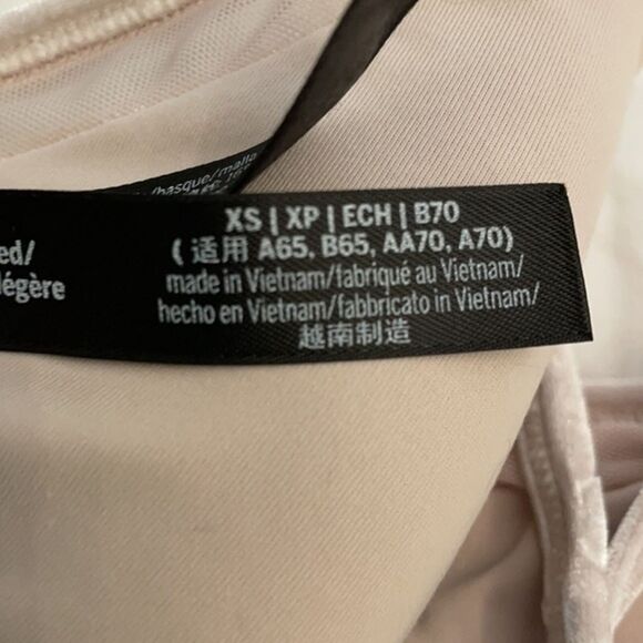 Victoria's Secret Pink Sport Ultimate Lightly Lined Velvet Bralette XS Wireless - Picture 8 of 10